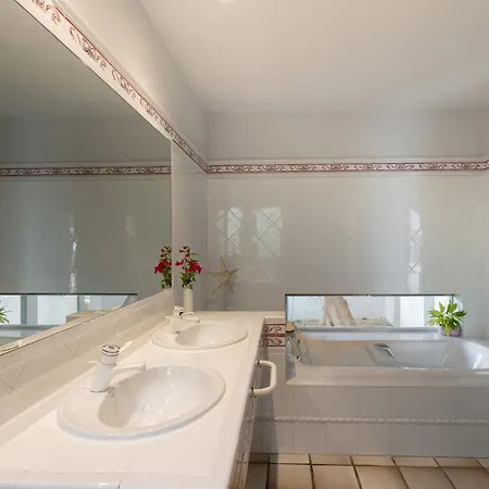 Amalfi Villa *